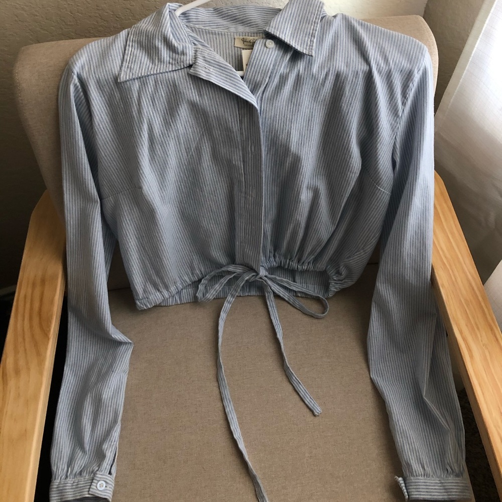 PACSUN CROP BUTTON DOWN SHIRT